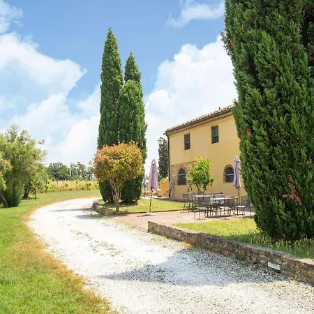 Casa vacanze Beautiful In Collesalvetti With Garden