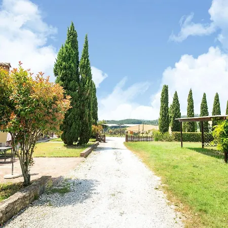 Beautiful In Collesalvetti With Garden